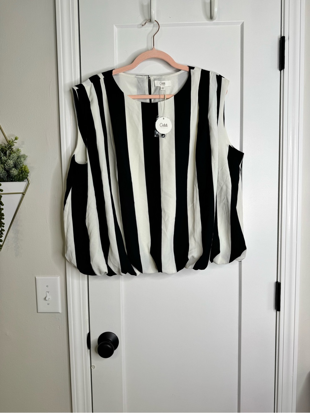 Oddi 2 Piece Striped Pant Set - Picture 4 of 6